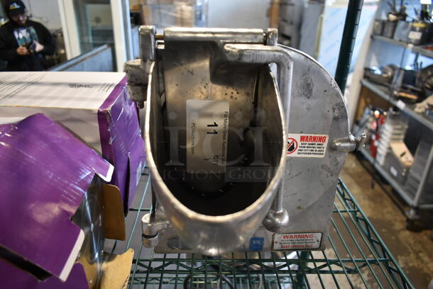 Metal Commercial Pelican Head w/ Grating Blade. - Image 6 of 8