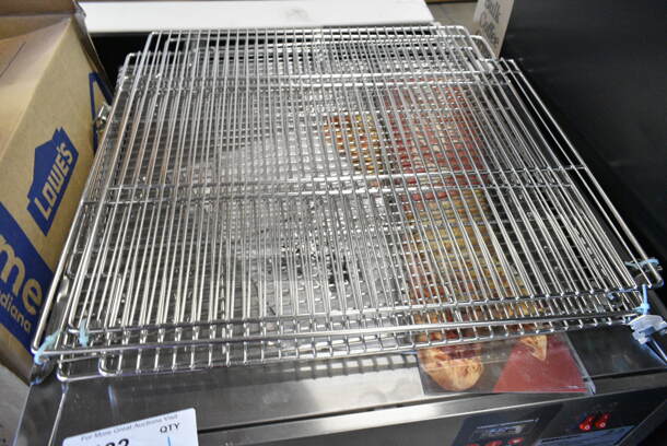 BRAND NEW SCRATCH AND DENT! ServIt 423PDW18D1S Stainless Steel Commercial Countertop Full-Service Countertop Display Warmer with 4 Shelves. 120 Volt, 1 Phase. Tested and Working! - Image 4 of 8