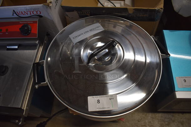 BRAND NEW IN BOX! Avantco 177GRC110NAT  Metal Commercial Countertop Natural Gas Powered 110 Cup (55 Cup Raw) Rice Cooker. 14,000 BTU. 24x18x18. Tested and Working! - Image 2 of 7