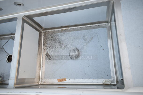 BRAND NEW SCRATCH AND DENT! Regency Spec Line Stainless Steel Commercial 3 Bay Sink w/ Dual Drain Boards. Bays 30x23.5x14. Drain Boards 22.5x25 - Image 4 of 10