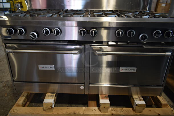 BRAND NEW SCRATCH AND DENT! LATE MODEL! Garland G60-10CC Stainless Steel Commercial Natural Gas 10 Burner 60" Range with 2 Convection Ovens, Over Shelf and Back Splash. 406,000 BTU. - Image 3 of 7