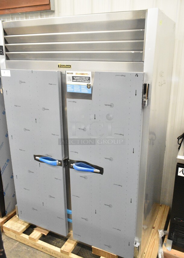 BRAND NEW SCRATCH AND DENT! 2024 Traulsen G20010 Stainless Steel 52" G Series Solid Door Reach-In Refrigerator with Left / Right Hinged Doors. 115 Volts, 1 Phase. Tested and Working! - Image 3 of 10