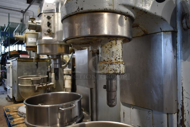 Hobart H-600 Metal Commercial Floor Style 60 Quart Planetary Dough Mixer w/ Stainless Steel Mixing Bowl and 3 Paddle Attachment. 208 Volts, 3 Phase.  - Image 4 of 9