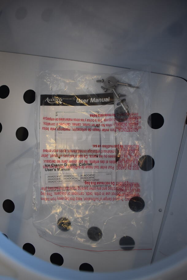 BRAND NEW SCRATCH AND DENT! Avantco 360ADC12HC Metal Commercial Chest Freezer Merchandiser on Commercial Casters. 115 Volts, 1 Phase. 71x28x34. Tested and Working! - Image 7 of 10