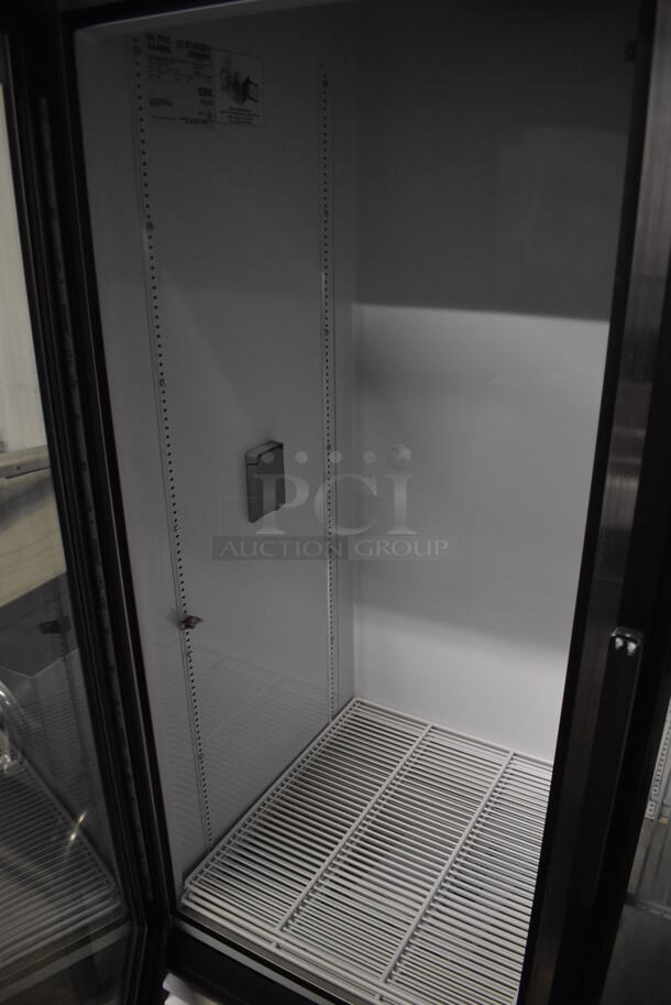 2014 True GDM-49-LD Metal Commercial 2 Door Reach In Cooler Merchandiser w/ Poly Coated Racks. 115 Volts, 1 Phase. 54x30x79. Tested and Working! - Image 4 of 6