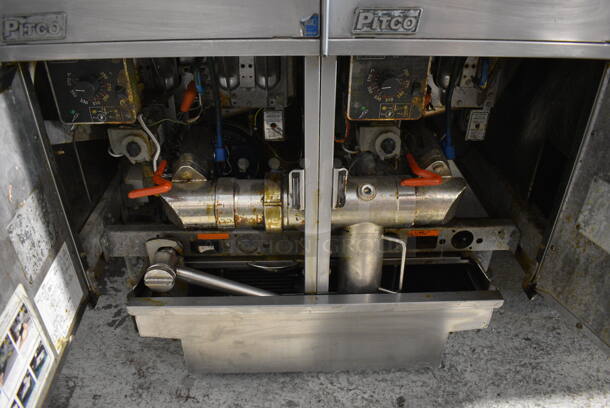 Pitco Frialator SG14-JS Stainless Steel Commercial Natural Gas Powered Floor Style 2 Bay Deep Fat Fryer w/ Right Side Pitco Frialator SGBNB14-0 Dumping Station, 4 Metal Fry Baskets and 2 Lids on Commercial Casters. 122,000 BTU. 47x35x46 - Image 10 of 12