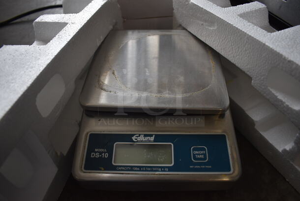 IN ORIGINAL BOX! Edlund Model DS-10 Metal Countertop Scale.