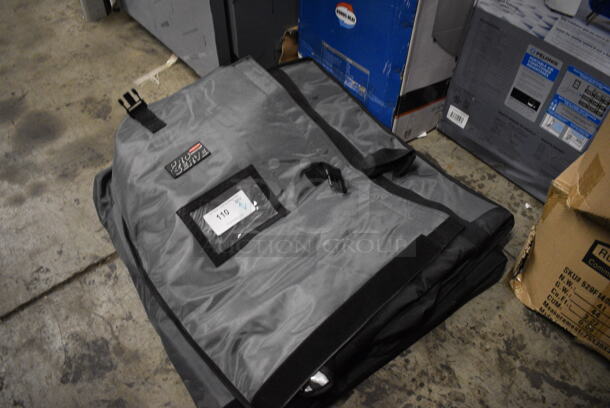 2 BRAND NEW! Rubbermaid 529F1400 Gray Insulated Front Load Food Carrying Catering Bags. 18x25x28. 2 Times Your Bid! - Image 3 of 3