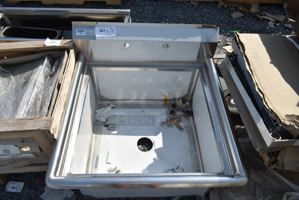 BRAND NEW SCRATCH AND DENT! Steelton 522CS12424 29 1/2" 18-Gauge Stainless Steel One Compartment Commercial Sink without Drainboard - 24" x 24" x 12" Bowl. No Legs.  - Image 2 of 3