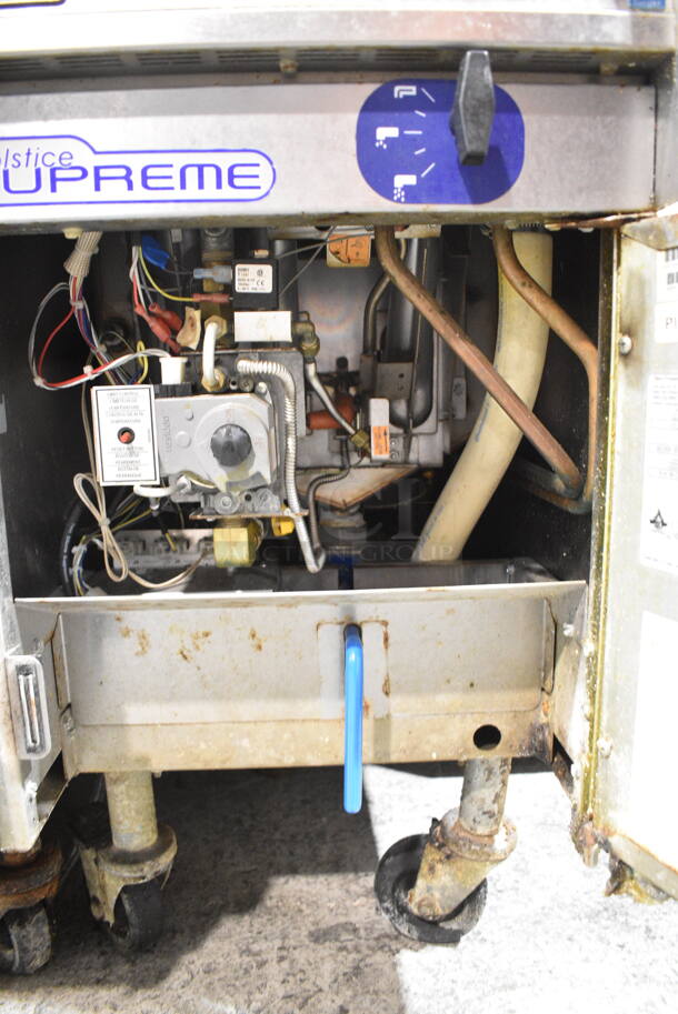 2021 Pitco Frialator SSPG14 Solstice Supreme Stainless Steel Commercial Floor Style Natural Gas Powered Pasta Cooker on Commercial Casters. 60,000 BTU. - Image 4 of 5