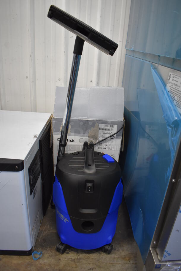 BRAND NEW IN BOX! Nilfisk AERO 21-01 PC US PC Poly Blue and Black Shop Vac Vacuum Cleaner on Casters. 120 Volts, 1 Phase. 14x14x20. Tested and Working!