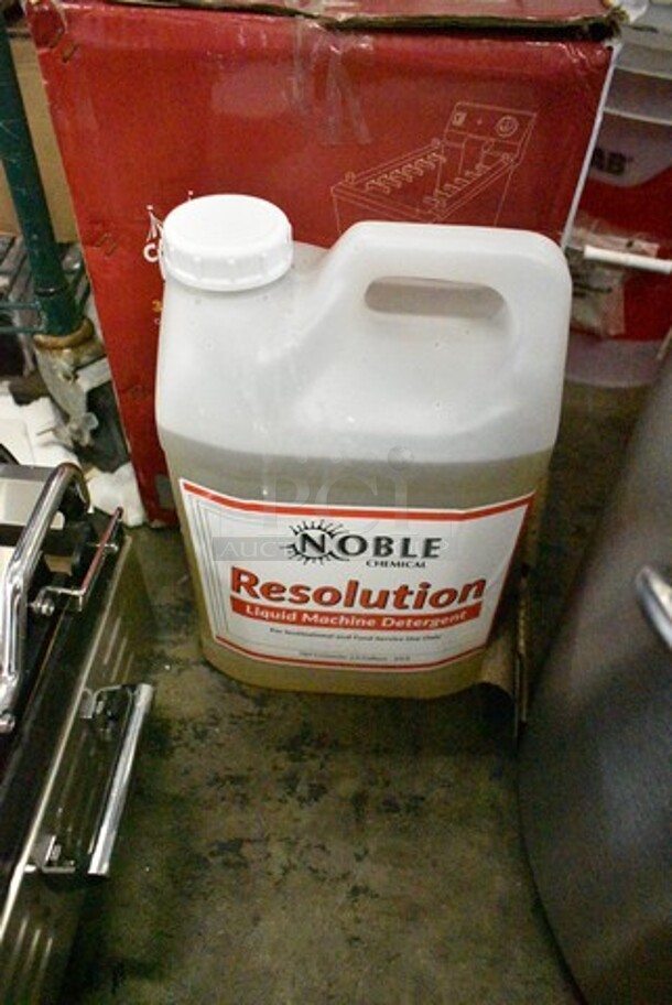 3 BRAND NEW SCRATCH AND DENT! Noble 147RESOLUTN Resolution Liquid Machine Detergent Jugs. 3 Times Your Bid! - Image 5 of 6