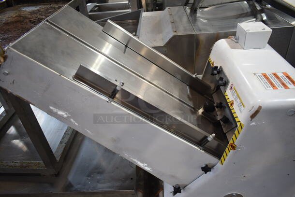 Oliver 797-32NC Stainless Steel Commercial Floor Style Bread Loaf Slicer. 115 Volts, 1 Phase. Tested and Working! - Image 5 of 7