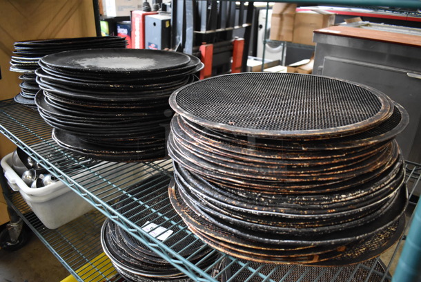 ALL ONE MONEY! Tier Lot of 96 Various Metal Baking Pans and Pizza Screens. Includes 16x16, 17x17 - Image 7 of 7