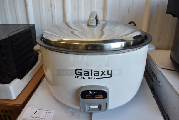 LIKE NEW! Galaxy 177GRC60 60 Cup (30 Cup Raw) Sealed Electric Powered Metal Countertop Rice Cooker / Warmer. 120 Volts, 1 Phase. Used a Few Times at Trade Show as a Demonstration. 19x17x13 Tested and Working! - Image 1 of 6