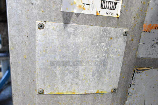 Pitco Frialator SG14-S Stainless Steel Commercial Floor Style Propane Gas Powered Deep Fat Fryer. 110,000 BTU.  - Image 5 of 7