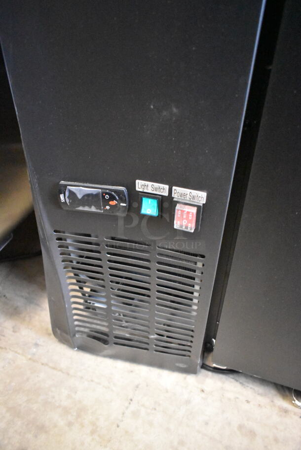 BRAND NEW SCRATCH AND DENT! 2024 Avantco 178UDD4HC  Black Kegerator / Beer Dispenser with (2) 2 Tap Towers - (4) 1/2 Keg Capacity. See Pictures for Dents. 115 Volts, 1 Phase. Tested and Working! - Image 7 of 9