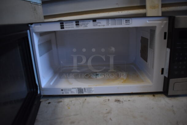 General Electric PEM31SF1SS Countertop Microwave Oven. 120 Volts, 1 Phase. 24x12x12 - Image 4 of 6
