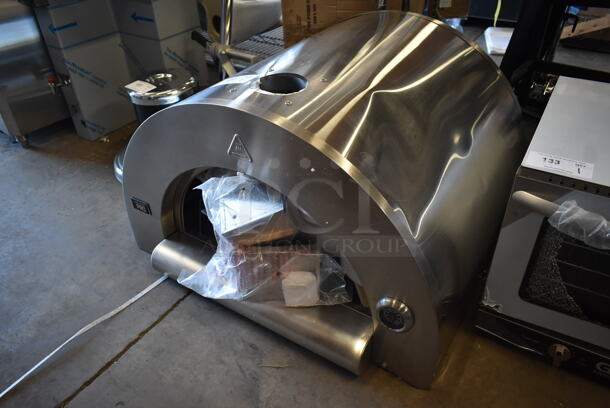 BRAND NEW SCRATCH AND DENT! Backyard Pro 554OPO40CW 31 3/4" Stainless Steel Wood-Fired Outdoor Countertop Pizza Oven.  - Image 3 of 6