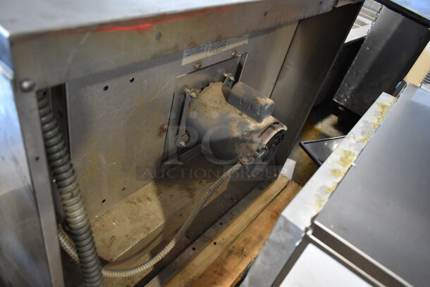 US Range Summit Stainless Steel Commercial Full Size Convection Oven w/ View Through Door, Solid Door, Metal Oven Racks and Thermostatic Controls. - Image 7 of 7