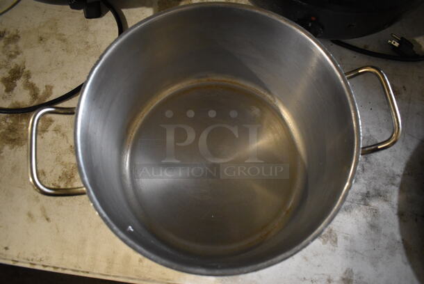 2 Metal Stock Pots. 15x13x11, 15x12x8. 2 Times Your Bid! - Image 3 of 3