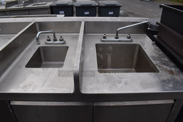 Stainless Steel Commercial Counter w/ 2 Sink Bays, 2 Faucets and 2 Handle Sets. 60x32x42.5. Bays 9x12x6, 14x16x10 - Image 4 of 6