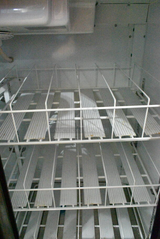 Imbera VRD41 Metal Commercial 2  Door Reach In Cooler Merchandiser w/ Poly Coated Racks. 115 Volts, 1 Phase. Tested and Working! - Image 4 of 6