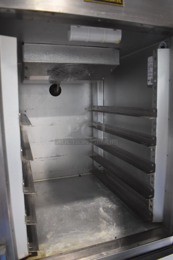 Traulsen AOT132WUT-HHS Stainless Steel Commercial 2 Half Size Door Reach In Cooler Freezer Combo Unit. 115 Volts, 1 Phase. Tested and Powers On But Does Not Get Cold - Image 5 of 7