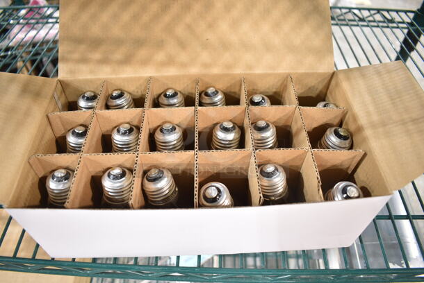 Box of 18 Lightbulbs.  - Image 2 of 5