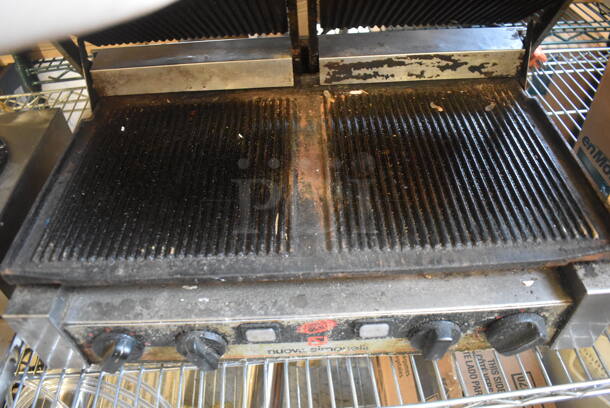 Nuova Simonelli Stainless Steel Commercial Countertop Double Panini Press Grill.  Tested and Working! - Image 4 of 5