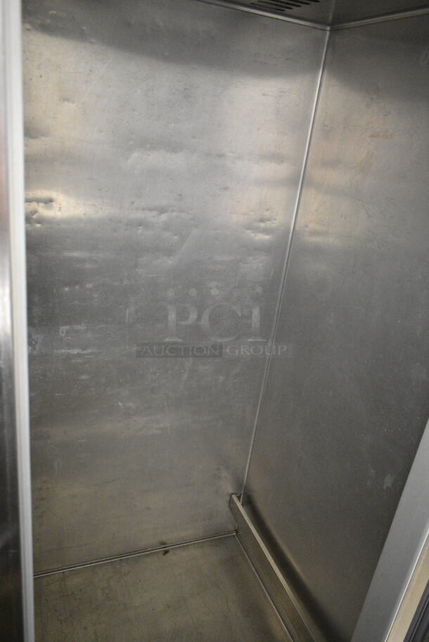 Victory RISA-1D-S7 Stainless Steel Commercial Single Door Roll In Rack Cooler. 115 Volts, 1 Phase. Tested and Working! - Image 3 of 5
