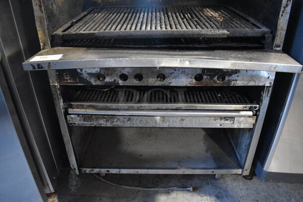 Stainless Steel Commercial Natural Gas Powered Charbroiler Grill w/ Under Shelf. 36x34x57 - Image 4 of 7