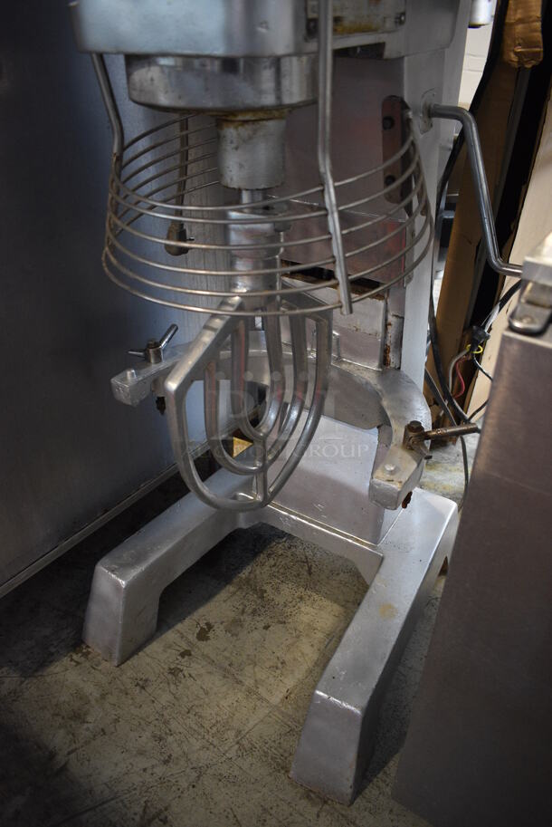 Model SM-30 Metal Commercial Floor Style 30 Quart Planetary Dough Mixer w/ Bowl Guard, Paddle Attachment, Meat Grinder, Tray and Pusher. 110 Volts, 1 Phase. 24x30x55. Tested and Powers On But Parts Do Not Move - Image 5 of 8