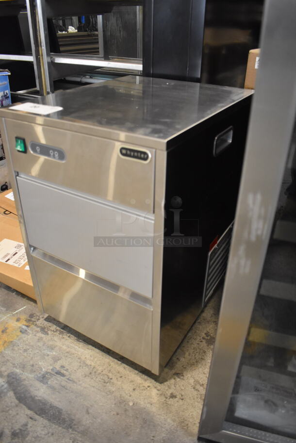 BRAND NEW SCRATCH AND DENT! Whynter FIM-450HS Stainless Steel Free Standing Electric Powered Ice Maker.115 V. Tested and Working!  - Image 3 of 6
