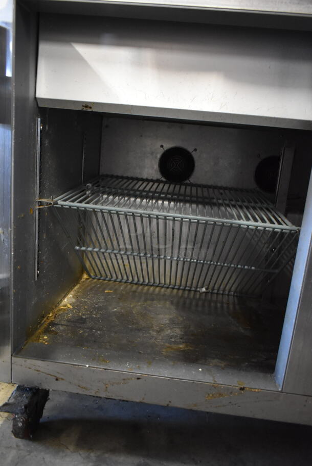 2013 Leader ESLM48S/C Stainless Steel Commercial Sandwich Salad Prep Table Bain Marie Mega Top on Commercial Casters. 115 Volts, 1 Phase. Tested and Working! - Image 6 of 7