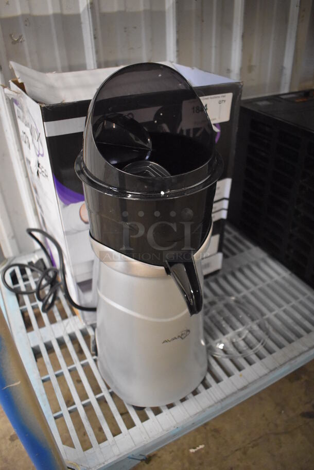 BRAND NEW IN BOX! 2021 AvaMix CJ180 Stainless Steel Commercial Countertop Electric Powered Citrus Bar Juicer. 120 Volts, 1 Phase. 8x10x21. Tested and Working! - Image 3 of 6