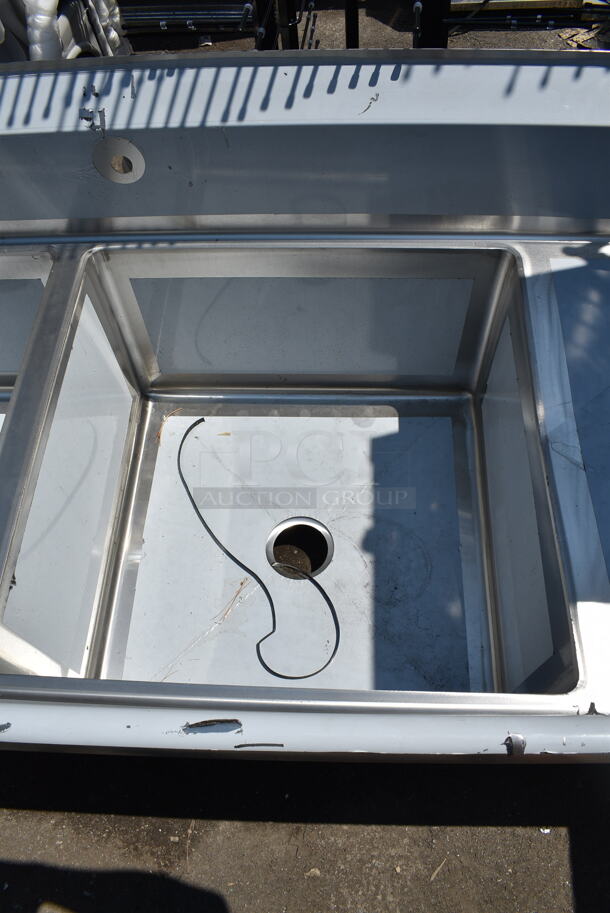 BRAND NEW SCRATCH AND DENT! Regency 600S32424218 Stainless Steel Commercial 3 Bay Sink w/ Dual Drain Board. Bays 24x24x14. No Legs.  - Image 4 of 8