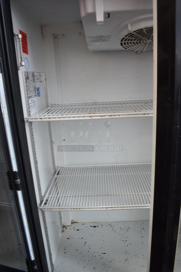 Imbera VRD21 ENERGY STAR Metal Commercial 2 Door Reach In Cooler Merchandiser. 115 Volts, 1 Phase. Tested and Powers On But Does Not Get Cold - Image 5 of 6