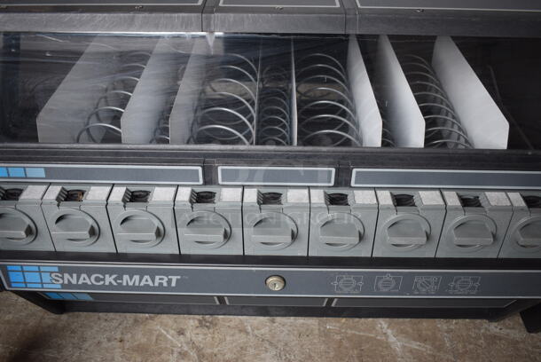 Snack-Mart Black Countertop 9 Slot Snack Vending Machine. 28x21x20.5 - Image 4 of 4