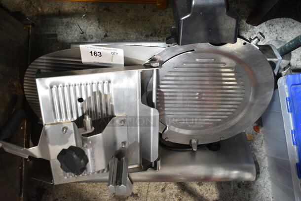 Globe 3600N Stainless Steel Commercial Countertop Meat Slicer. 115 Volts, 1 Phase. Tested and Working!  - Image 4 of 5