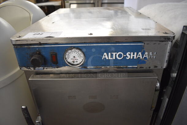 Alto Shaam Model 500-S Stainless Steel Commercial Warming Cabinet on Commercial Casters. 115 Volts, 1 Phase. 17.5x24x33.5. Tested and Working! - Image 3 of 7