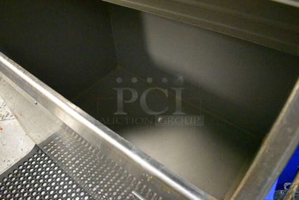 Scotsman CME1356WS-32F Stainless Steel Commercial Ice Head on Scotsman Metal Commercial Ice Bin. 208/230 Volts, 1 Phase. 48x34x78. BUYER MUST REMOVE. Item Was in Working Condition on Last Day of Business. (kitchen) - Image 5 of 6