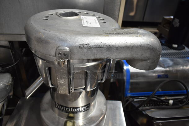 Nutrifaster N450 Stainless Steel Commercial Countertop Citrus Juicer. 110 Volts, 1 Phase. Tested and Working! - Image 2 of 5