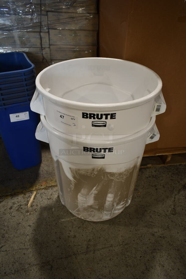 2 BRAND NEW! Rubbermaid Brute White Poly Trash Cans. 2 Times Your Bid!