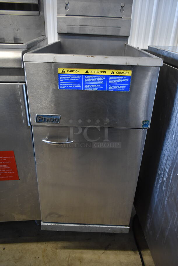 2017 Pitco Frialator 40D Stainless Steel Commercial Floor Style Natural Gas Powered Deep Fat Fryer. 115,000 BTU.  - Image 4 of 6