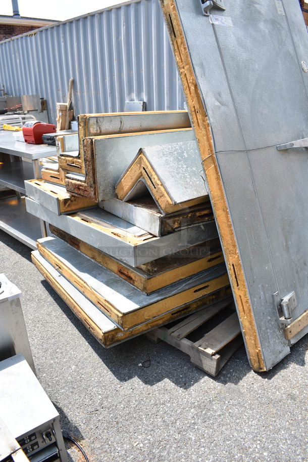 Norlake Walk In Box w/ Copeland ART82C1-CAA-901 115 Volt, 1 Phase Compressor and RDI Evaporator Fan. Picture of the Unit Before Removal Is Included In the Listing. - Image 5 of 11