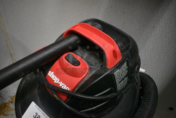 Shop Vac Red and Black Poly Wet Dry Vacuum Cleaner. 17x17x30. (kitchen) - Image 4 of 4