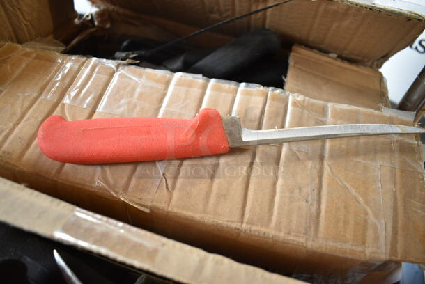 50 SHARPENED Stainless Steel Knives Including Boning/Fillet Knives. 50 Times Your Bid!  - Image 3 of 3