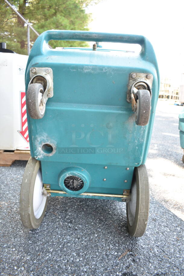 Tennant 607679 Metal Commercial Floor Cleaning Machine. 120 Volts, 1 Phase.  - Image 6 of 7