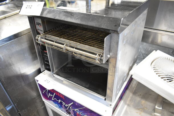APW Wyott AT EXPRESS Stainless Steel Commercial Countertop Conveyor Toaster Oven. 120 Volts, 1 Phase. Tested and Working! - Image 2 of 6